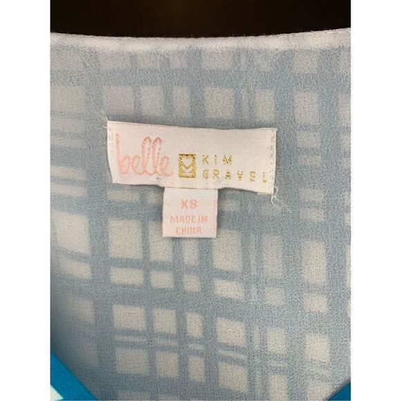 BELLE BY KIM GRAVEL BLUE AND WHITE ABSTRACT V-NECK BLOUSE XSMALL - Picture 3 of 3